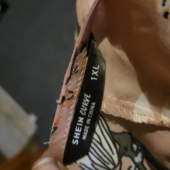 Hi-Lo top - Picture 2 of 2